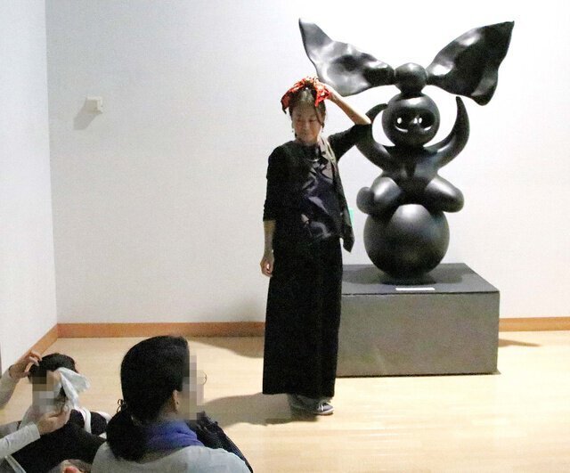 とことこ美術館ツアー＆ワークショップ～音で遊んで身体やわらか～